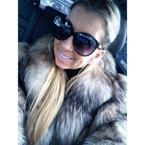 Meet your Posher, Christina